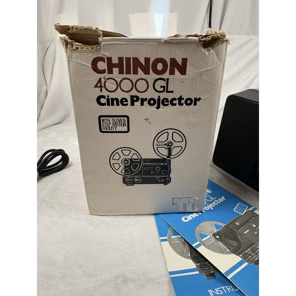 Chinon 4000GL Cine Projector Vintage 8MM Film Projector Parts Only No Reels READ